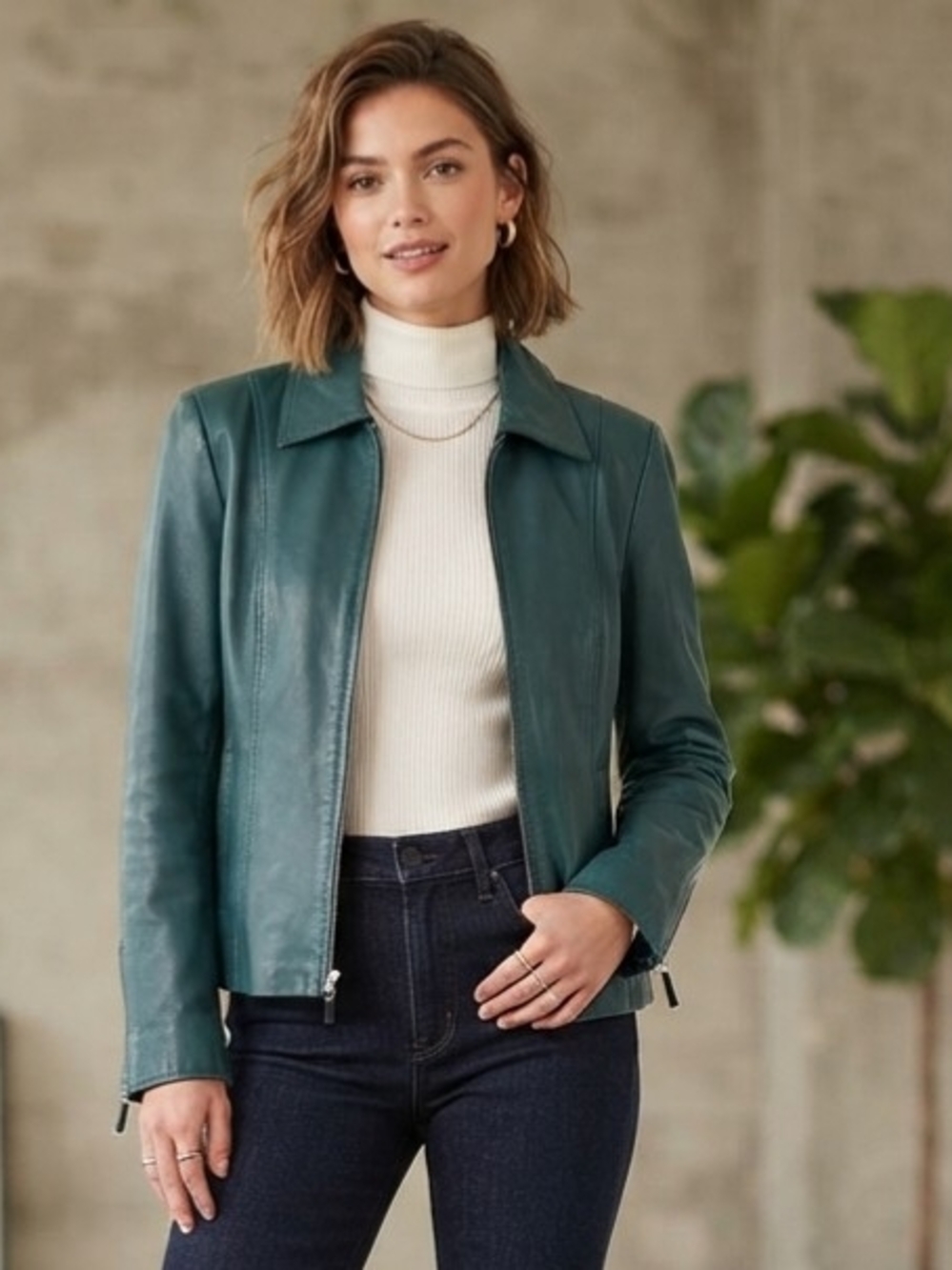 Pamela McCoy Color Teal Leather Zip Jacket